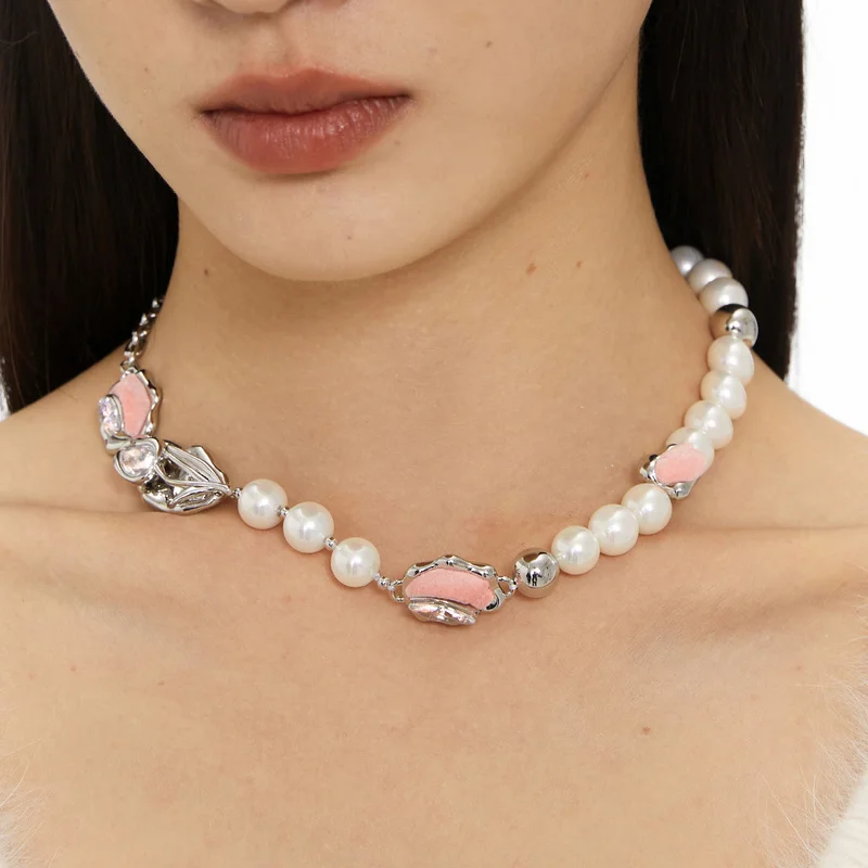 Timeless Wonder Glam Faux Pearl Velvet Zirconia Choker Necklace for Women Designer Jewelry Korean Gift Boho Trendy Rare Top 1631
Timeless Wonder Glam Faux Pearl Velvet Zirconia Choker Necklace for Women Designer Jewelry Korean Gift Boho Trendy Rare Top 1631