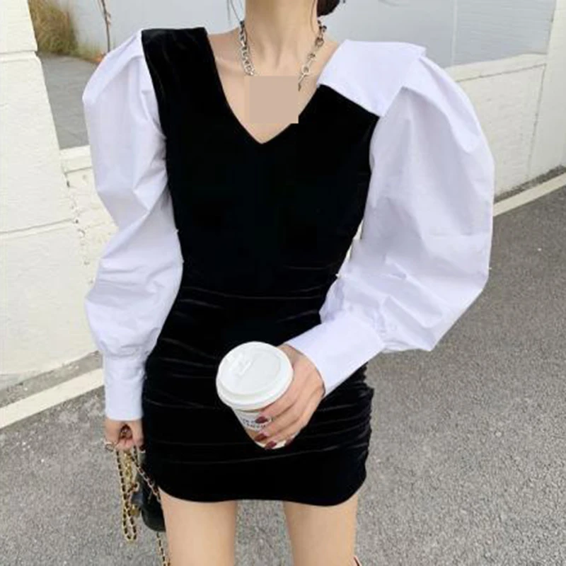 Puff sleeve V-neck dress women's spring new velvet skirt design waist slimming hip short skirt vintage Chiffon Pleated
Puff sleeve V-neck dress women's spring new velvet skirt design waist slimming hip short skirt vintage Chiffon Pleated