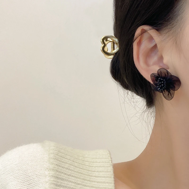 Hot Selling earrings Black lace flower earrings for women S925 silver needle earrings Jewelry Earring Accessories
Hot Selling earrings Black lace flower earrings for women S925 silver needle earrings Jewelry Earring Accessories