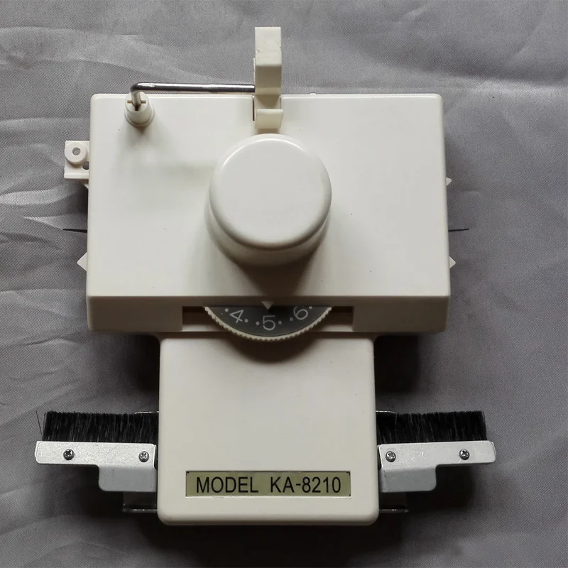 AG-24 Intarsia Carriage KA8210 Extra Rail for 4.5mm 5.6Gauge Brother Silver Reed Knitting machine accessories KH860 KH970 SK280
AG-24 Intarsia Carriage KA8210 Extra Rail for 4.5mm 5.6Gauge Brother Silver Reed Knitting machine accessories KH860 KH970 SK280