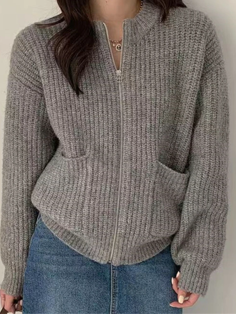 Women's Cardigan Zippers Warm Winter Blouse Korean Fashion Loose Elegant Knitwears Top Knitted Ladies Sweater for Women Clothing
Women's Cardigan Zippers Warm Winter Blouse Korean Fashion Loose Elegant Knitwears Top Knitted Ladies Sweater for Women Clothing