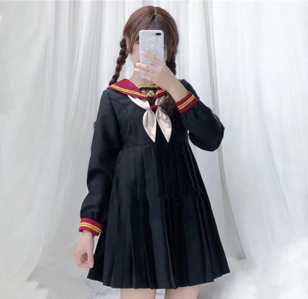 Japanese Mori Girl Dress Student Lolita Retro JK Uniform Dress Female College Navy Collar Sailor Cos Loli Dress 
Japanese Mori Girl Dress Student Lolita Retro JK Uniform Dress Female College Navy Collar Sailor Cos Loli Dress