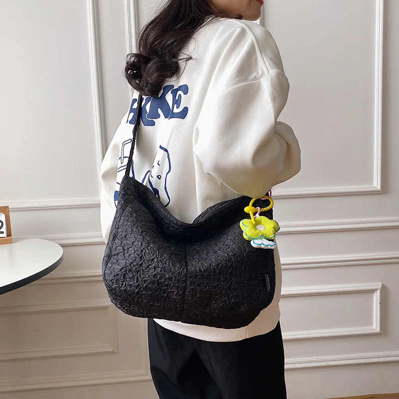 2023 Fashion Tote For Women Large Capacity Shoulder Crossbody Bag Luxury Ladies Handbag Female Purses Top Quality Shopping Bags 
2023 Fashion Tote For Women Large Capacity Shoulder Crossbody Bag Luxury Ladies Handbag Female Purses Top Quality Shopping Bags