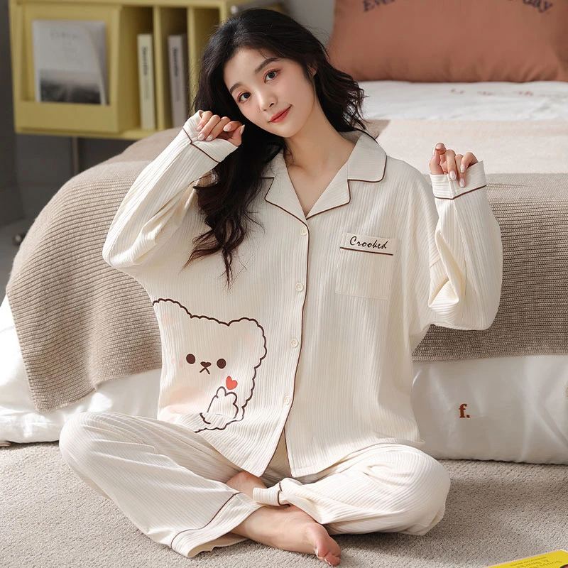 Large Size Leisure Autumn Winter Women Two-piece Long Sleeve Pajamas Cotton Homewear Cute Cartoon Bear Ladies Cardigan Sleepwear
Large Size Leisure Autumn Winter Women Two-piece Long Sleeve Pajamas Cotton Homewear Cute Cartoon Bear Ladies Cardigan Sleepwear