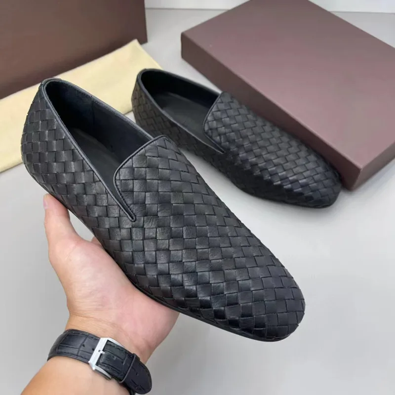 New Design Moccasins Slip-On Loafers Genuine Leather Casual Dress Shoes Men Flats Breathable Wedding Party Work Oxfords 5A
New Design Moccasins Slip-On Loafers Genuine Leather Casual Dress Shoes Men Flats Breathable Wedding Party Work Oxfords 5A