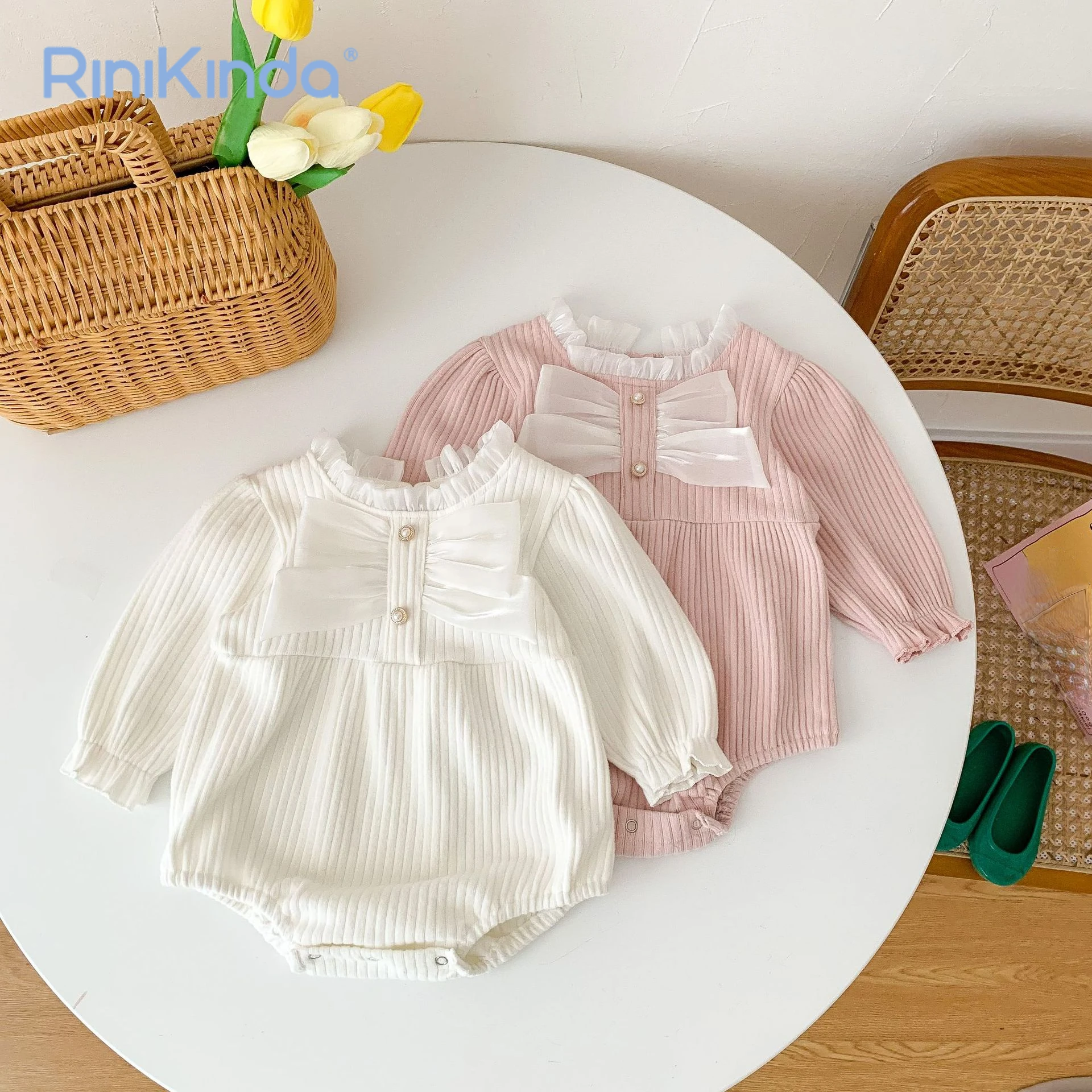 Sweet Baby Girls Romper Autumn Long Sleeve Ruffles Bow Baby Rompers Infant Bodysuit 2023 New Jumpsuit Newborn Clothes
Sweet Baby Girls Romper Autumn Long Sleeve Ruffles Bow Baby Rompers Infant Bodysuit 2023 New Jumpsuit Newborn Clothes