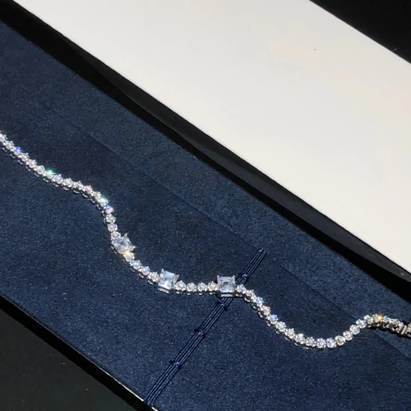 Модные высококачественные роскошные женские браслеты известного бренда из чистого серебра
Модные высококачественные роскошные женские браслеты известного бренда из чистого серебра