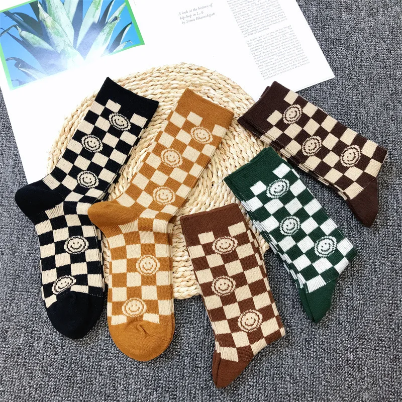 New Women's Socks Retro Checkerboard Smiley Face Double Needle Tide Socks Fashionable and Versatile Mid-thigh Cotton Socks
New Women's Socks Retro Checkerboard Smiley Face Double Needle Tide Socks Fashionable and Versatile Mid-thigh Cotton Socks