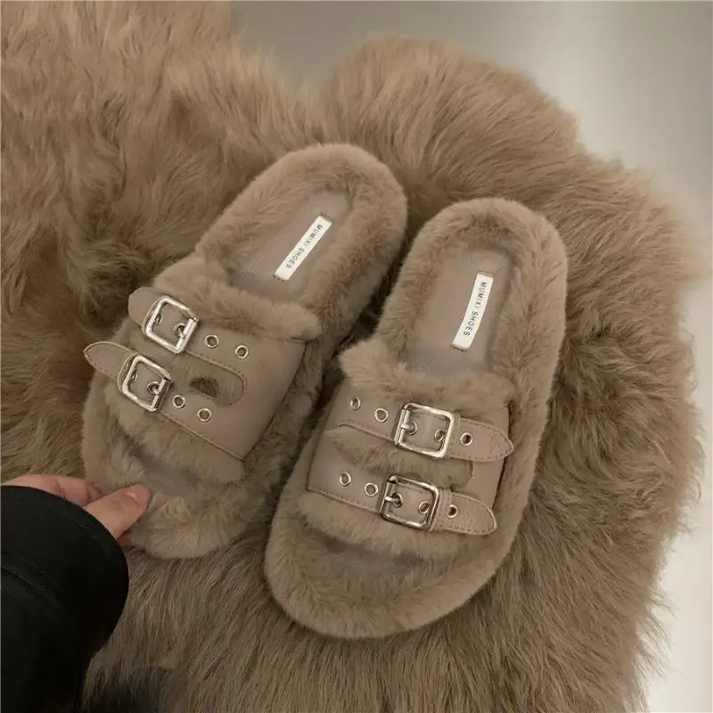 Thick Sole Hair Hair Slippers Women Wear 2022 Autumn Winter Super Fire One Word Trawl Red Hair Shoes Platform Designer Sandals
Thick Sole Hair Hair Slippers Women Wear 2022 Autumn Winter Super Fire One Word Trawl Red Hair Shoes Platform Designer Sandals