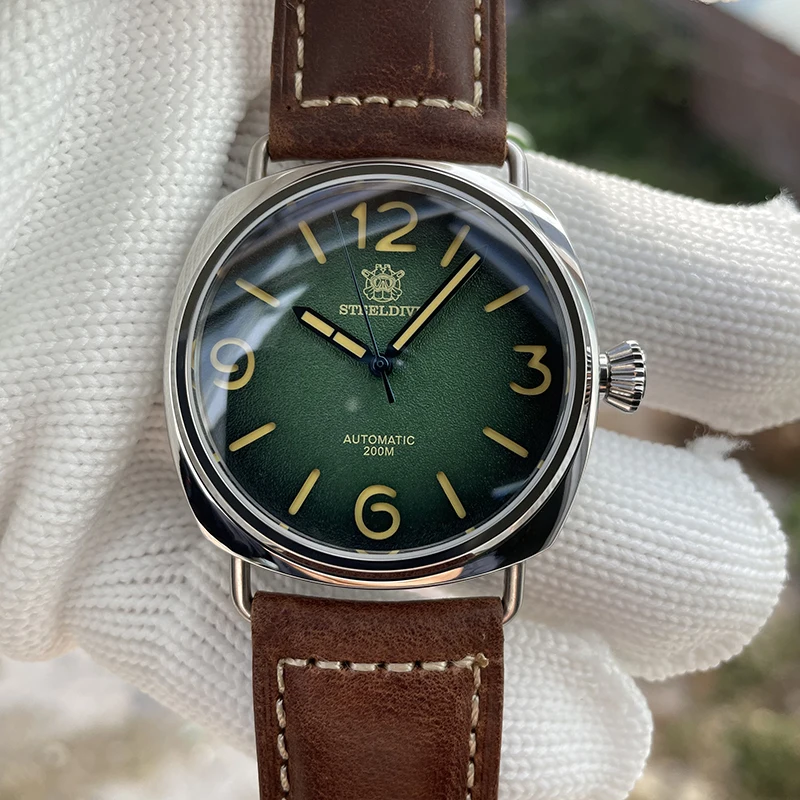 STEELDIVE SD1936 42MM New Retro Diving Watch Men's Watch NH35 Automatic Movement Watch Sapphire Crystal Glass C3 Super Luminous
STEELDIVE SD1936 42MM New Retro Diving Watch Men's Watch NH35 Automatic Movement Watch Sapphire Crystal Glass C3 Super Luminous