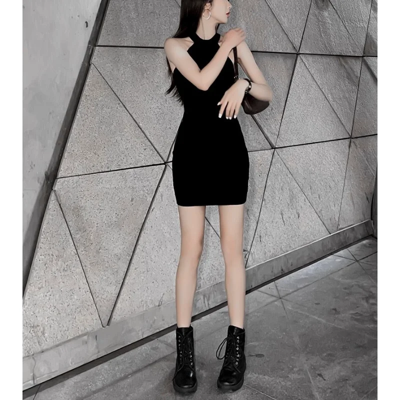 Sexy vest hanging neck dress advanced summer dress 2023 new bag hip temperament slim skirt
Sexy vest hanging neck dress advanced summer dress 2023 new bag hip temperament slim skirt