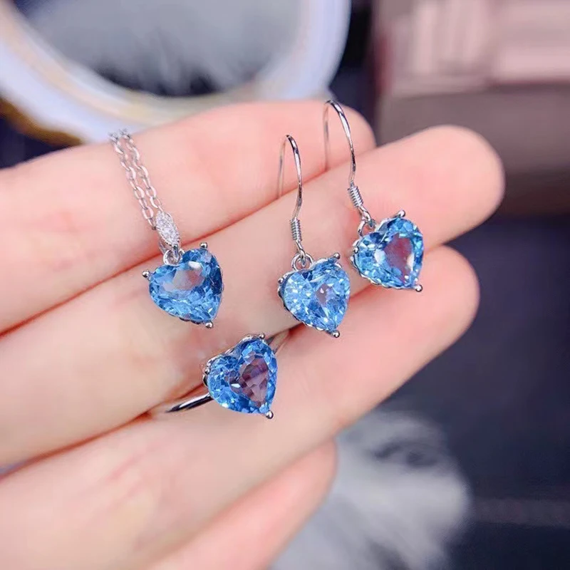 MeiBaPJ Lodon Blue Topaz Love Heart Jewelry Set 925 Silver Ring Hook Earrings Pendant Necklace Fine Wedding Jewelry for Women
MeiBaPJ Lodon Blue Topaz Love Heart Jewelry Set 925 Silver Ring Hook Earrings Pendant Necklace Fine Wedding Jewelry for Women
