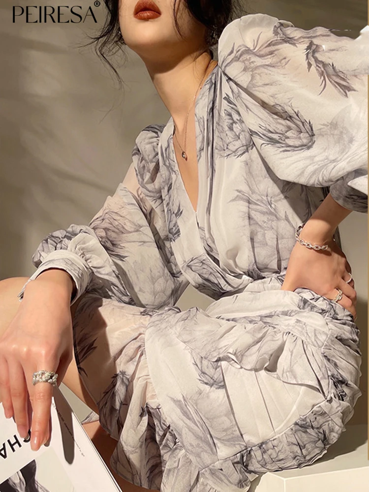PEIRESA High Quality French Elegant Ink Print Mermaid Dresses For Women Irregualr Ruffles Pleated V Neck Puff Sleeve Mini Dress
PEIRESA High Quality French Elegant Ink Print Mermaid Dresses For Women Irregualr Ruffles Pleated V Neck Puff Sleeve Mini Dress
