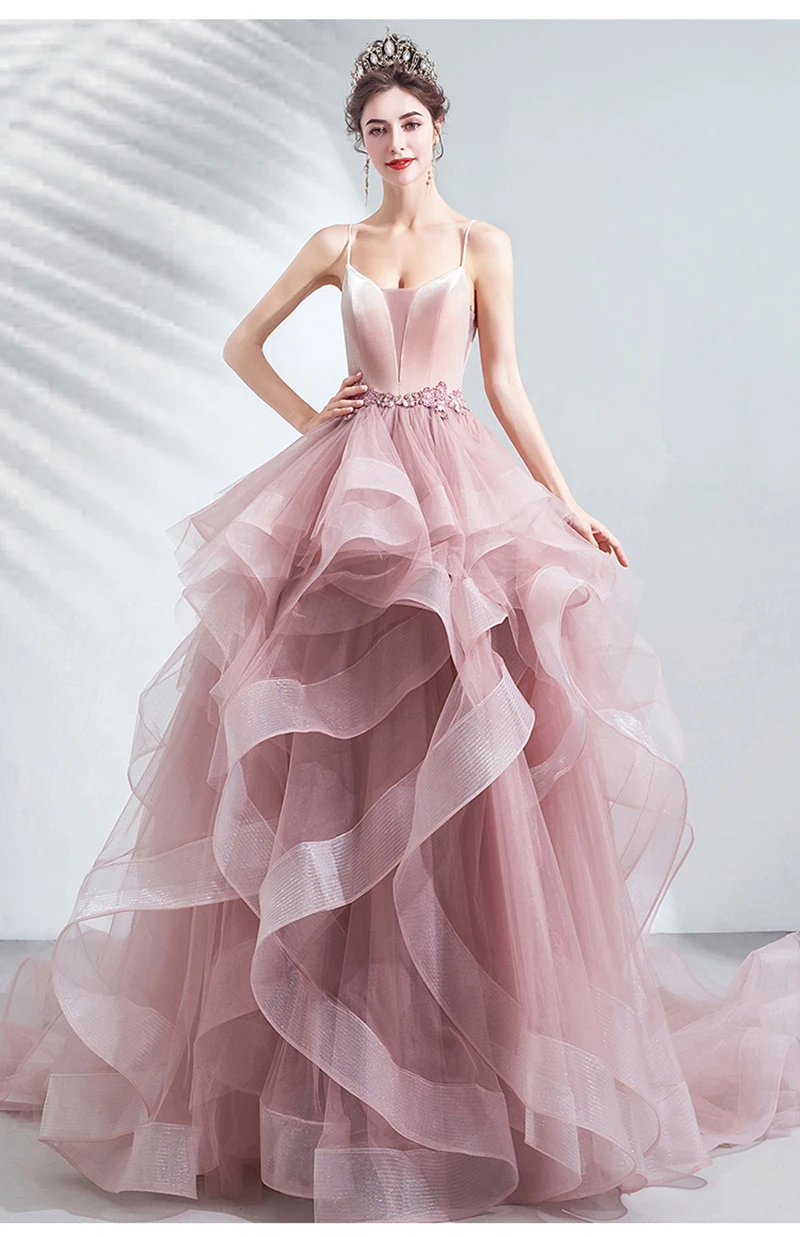 2022 Princess Quinceanera Dress Spaghetti Strap Sweetheart Ruffle Tulle Elegant Occasion Prom Party Gown Robe De Soirée
2022 Princess Quinceanera Dress Spaghetti Strap Sweetheart Ruffle Tulle Elegant Occasion Prom Party Gown Robe De Soirée
