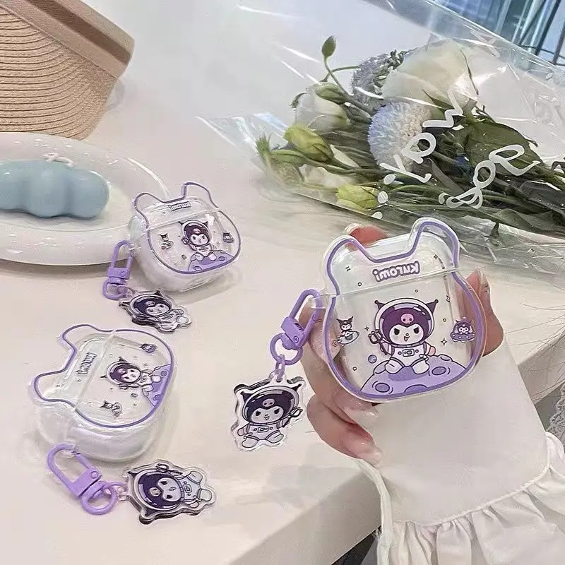 Чехол для наушников в форме астронавта Kuromi Cinnamoroll Kawaii мультфильм для Airpods Pro/1/2/3 аниме прозрачный защитный чехол
Чехол для наушников в форме астронавта Kuromi Cinnamoroll Kawaii мультфильм для Airpods Pro/1/2/3 аниме прозрачный защитный чехол
