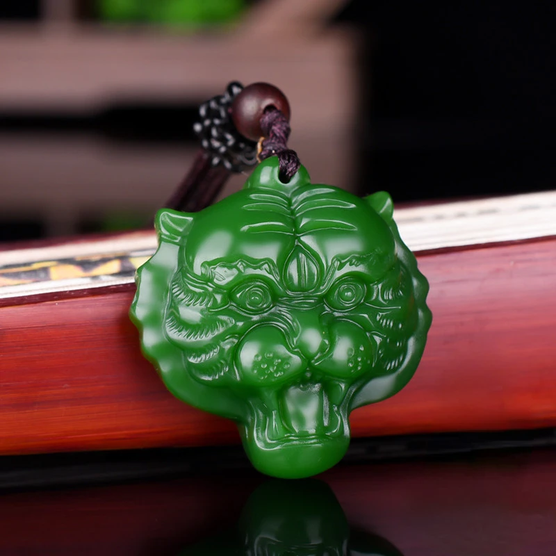 Natural Green Jade Tiger Head Pendant Necklace Chinese Hand-Carved Fashion Charm Jewelry Accessories Amulet Gifts for Women Men
Natural Green Jade Tiger Head Pendant Necklace Chinese Hand-Carved Fashion Charm Jewelry Accessories Amulet Gifts for Women Men