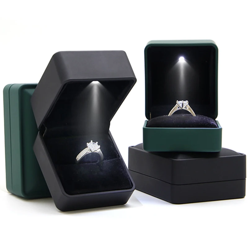 Jewelry Box with Light for Display Gift Earring Necklace Engagement Rings Case Packaging Showcase LED Boxes Cases Packaging Box
Jewelry Box with Light for Display Gift Earring Necklace Engagement Rings Case Packaging Showcase LED Boxes Cases Packaging Box