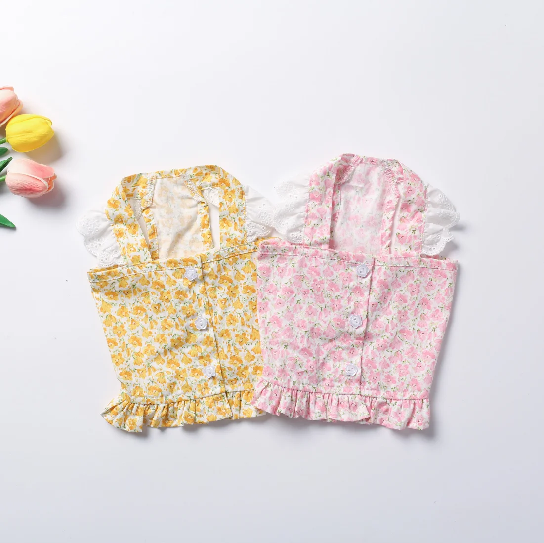 INS style Korean version spring and summer pink yellow flower Teddy dog skirt lace lace pet clothes
INS style Korean version spring and summer pink yellow flower Teddy dog skirt lace lace pet clothes