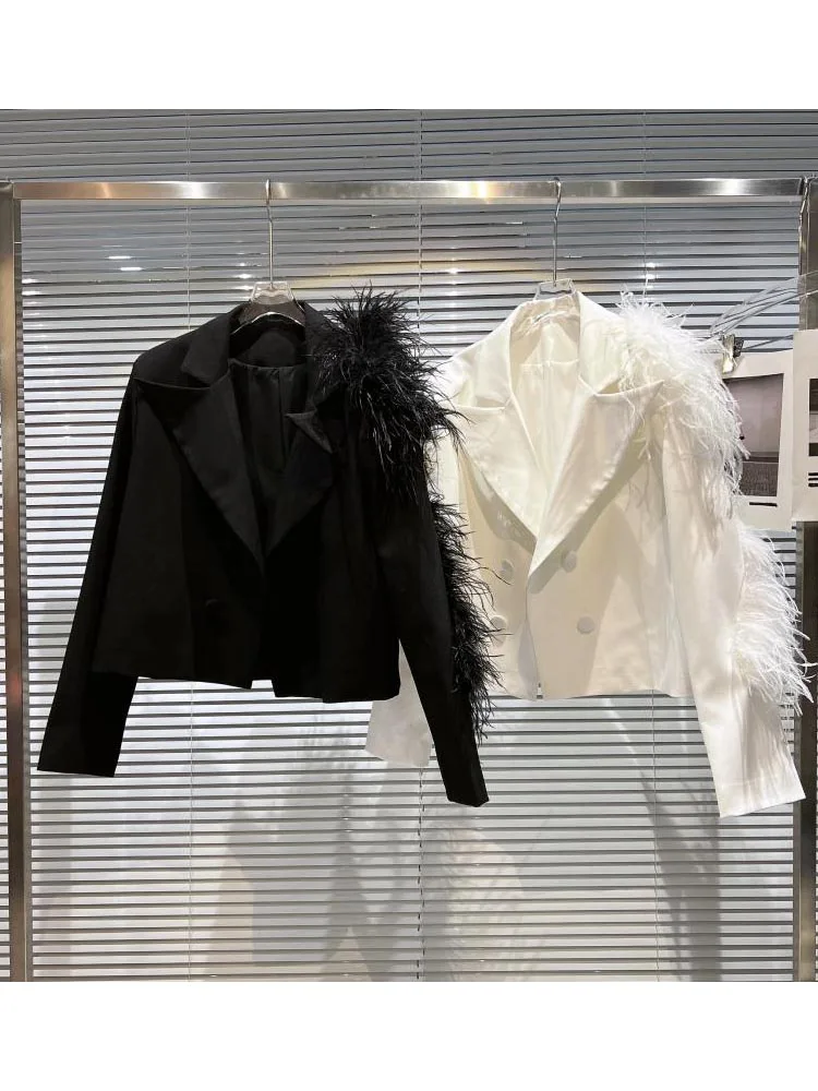 HIGH STREET Newest 2022 Designer Blazer Women's Stylish Feather Sleeve Embellished Short Jacket
HIGH STREET Newest 2022 Designer Blazer Women's Stylish Feather Sleeve Embellished Short Jacket