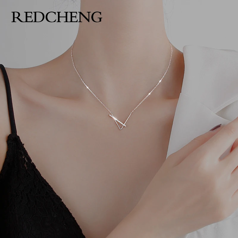 REDCHENG 925 Стерлинговое Серебро, искусственное ожерелье для женщин, минималистичный геометрический нишевой дизайн, цепочка до ключиц, украшен...
REDCHENG 925 Стерлинговое Серебро, искусственное ожерелье для женщин, минималистичный геометрический нишевой дизайн, цепочка до ключиц, украшен...