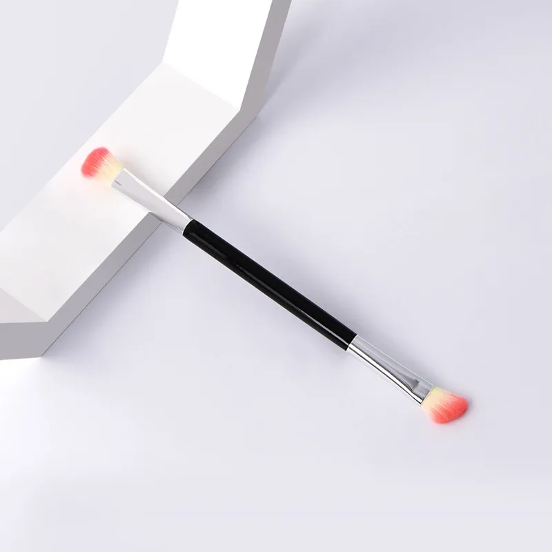 1pc Professional Doubled Ended Eyeshadow Blush Set Black Eye Shadow Makeup Cosmetic Lip Brush Tool for Women
1pc Professional Doubled Ended Eyeshadow Blush Set Black Eye Shadow Makeup Cosmetic Lip Brush Tool for Women