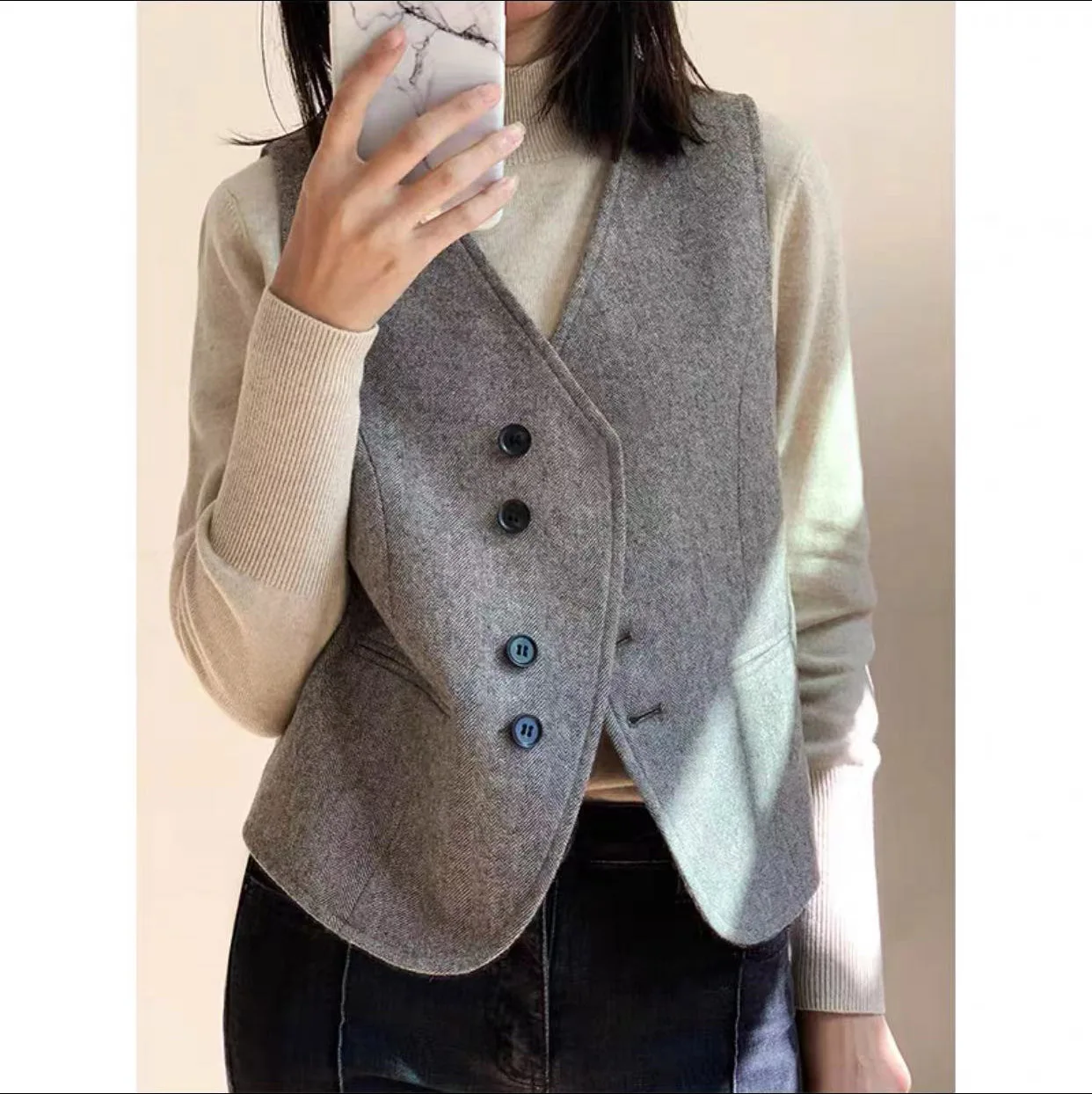 Ladies Herringbone Vest Elegant OL Vest V-neck Business Professional Ladies Top Retro Work Uniform Vest Wedding Vest
Ladies Herringbone Vest Elegant OL Vest V-neck Business Professional Ladies Top Retro Work Uniform Vest Wedding Vest