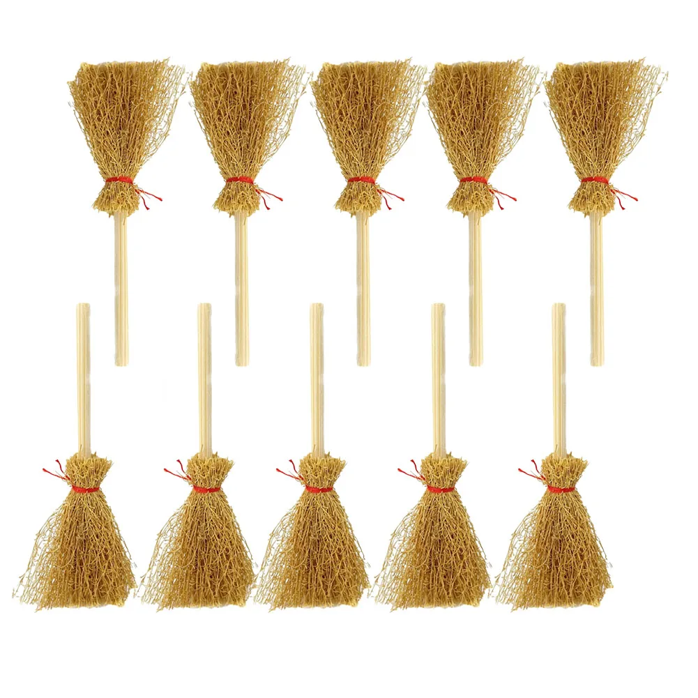 Durable Halloween Ornament 4cmx9.5cm/5cmx14cm Artificial Straw Broom Flying Broom Halloween Ornaments Party Party
Durable Halloween Ornament 4cmx9.5cm/5cmx14cm Artificial Straw Broom Flying Broom Halloween Ornaments Party Party