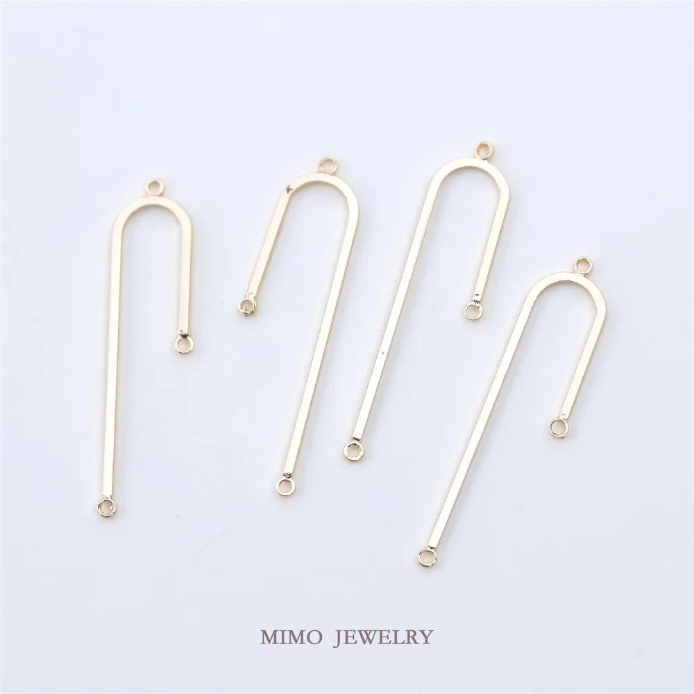 Color preservation copper plated gold U-shaped long strip connector pendant DIY Korean version earring accessories
Color preservation copper plated gold U-shaped long strip connector pendant DIY Korean version earring accessories
