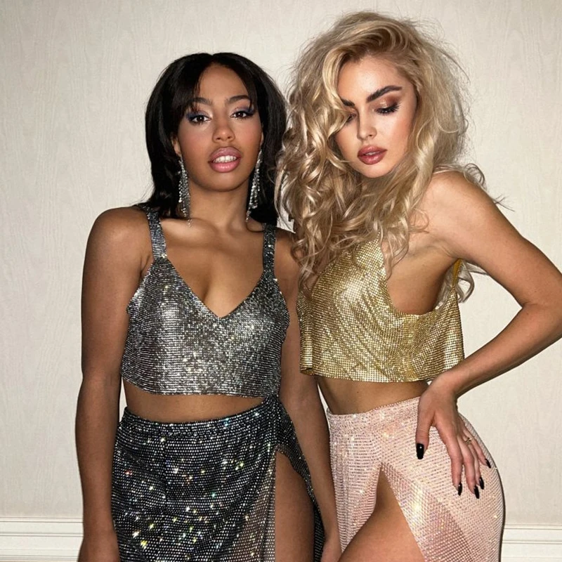 Bling Rhinestones Party Crop Top For Women Fashion V Neck Full Diamonds Sequins Camisole Cropped Top Rave Festival Outfits
Bling Rhinestones Party Crop Top For Women Fashion V Neck Full Diamonds Sequins Camisole Cropped Top Rave Festival Outfits