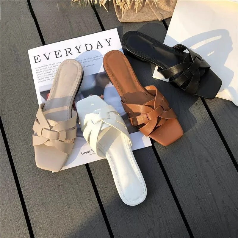 2021 New Women Brand Slippers Summer Slides Open Toe Flat Casual Shoes Leisure Sandal Female Beach Flip Flops Big Size 41
2021 New Women Brand Slippers Summer Slides Open Toe Flat Casual Shoes Leisure Sandal Female Beach Flip Flops Big Size 41