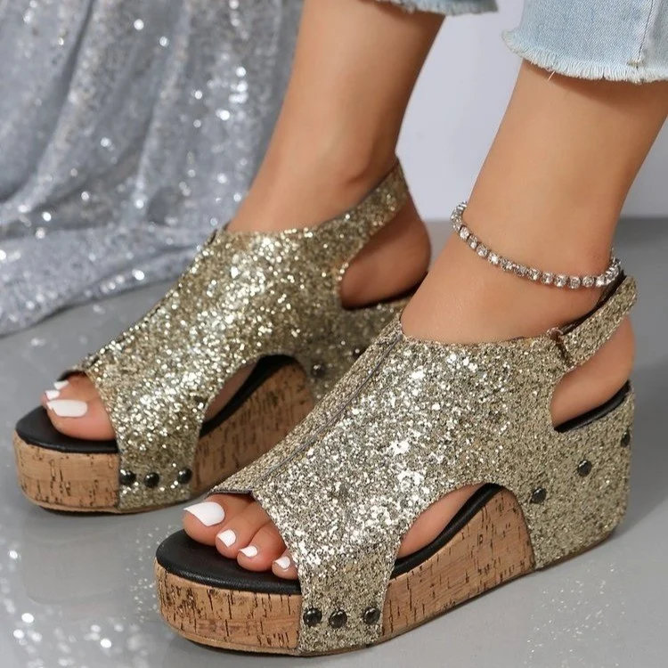 Fashion Straight Large New Summer Women's Wedge Heel Fish Mouth Thick Bottom Casual Non-slip Riveted Sequin Sandals 2023
Fashion Straight Large New Summer Women's Wedge Heel Fish Mouth Thick Bottom Casual Non-slip Riveted Sequin Sandals 2023