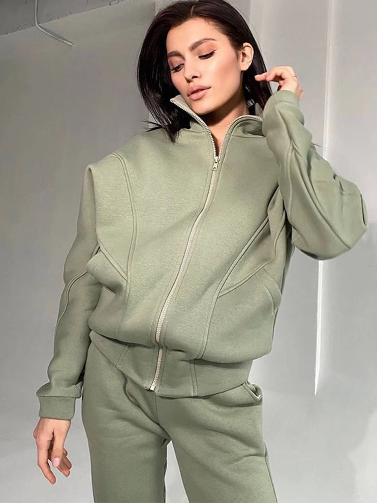 Sportswear Top Two Pieces Set Women Casual Long Sleeve Zip Coat High Waist Pants Female Suit 2022 Autumn Thicken Lady Outfits
Sportswear Top Two Pieces Set Women Casual Long Sleeve Zip Coat High Waist Pants Female Suit 2022 Autumn Thicken Lady Outfits