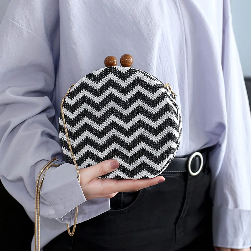 

Straw Weaving Wallet Round Evening Bags Wave Ladies Clutch Wedding Party Purses and Handbags Cute Chain Women Shoulder Bag