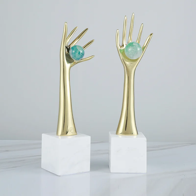 Wholesale Home Decore Interiors Design Accessories Hand with Flower Living Room Table Decor
Wholesale Home Decore Interiors Design Accessories Hand with Flower Living Room Table Decor