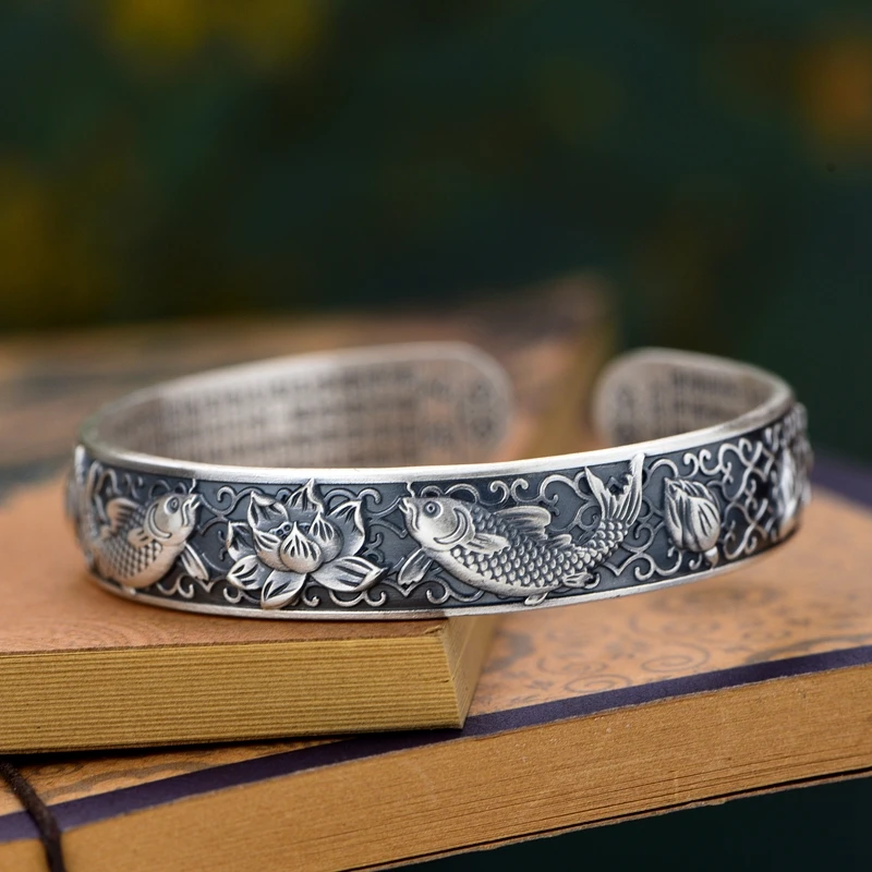 New Retro Heart Sutra Lotus Handmade Men's And Women's Bracelets Koi Fish Bracelet Jewelry Bracelet Birthday Gift Jewelry
New Retro Heart Sutra Lotus Handmade Men's And Women's Bracelets Koi Fish Bracelet Jewelry Bracelet Birthday Gift Jewelry