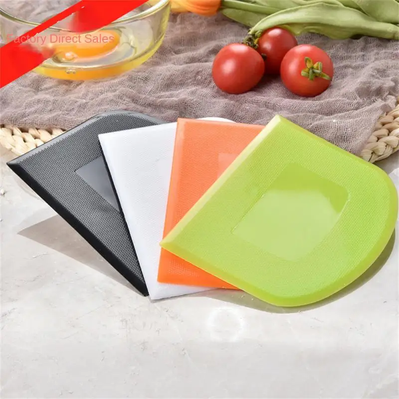 Semicircle Bakeware Dough Scraper Soft Board Pastry Scraper Flour Scraper Kitchen Baking Tool Baking Cutting Tools
Semicircle Bakeware Dough Scraper Soft Board Pastry Scraper Flour Scraper Kitchen Baking Tool Baking Cutting Tools
