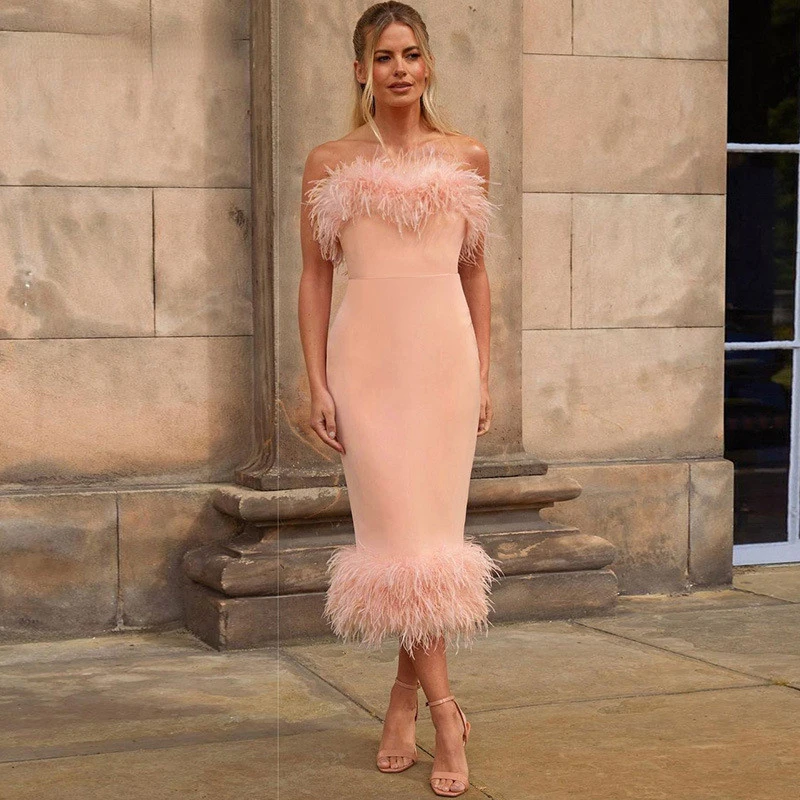 Elegant Feather Patchwork Strapless Party Club Women Long Dress Vestidos Sexy Backless V Neck Split Evening Dresses Outfit Robe
Elegant Feather Patchwork Strapless Party Club Women Long Dress Vestidos Sexy Backless V Neck Split Evening Dresses Outfit Robe