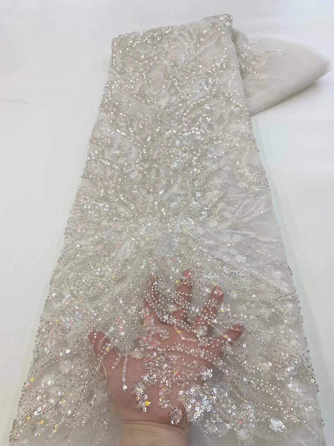 Latest African Pure White 2022 Handmade Beaded Lace Fabric French Luxury Sequins Mesh Lace Fabric Nigeria For Wedding Dress Sew
Latest African Pure White 2022 Handmade Beaded Lace Fabric French Luxury Sequins Mesh Lace Fabric Nigeria For Wedding Dress Sew