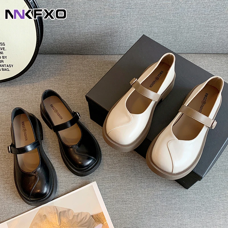 Japanese Doll Shoes Mori Retro Round Head Flat Single Shoes College Wind Small Leather Shoes British Style Students Casual Shoes 
Japanese Doll Shoes Mori Retro Round Head Flat Single Shoes College Wind Small Leather Shoes British Style Students Casual Shoes