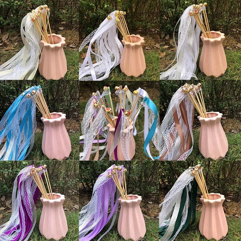 50/20pcs lot Colorful Stain Ribbon Wedding Stick Mixed Color Wedding Wands with Gold Bells Party layout for Wedding Decoration
50/20pcs lot Colorful Stain Ribbon Wedding Stick Mixed Color Wedding Wands with Gold Bells Party layout for Wedding Decoration