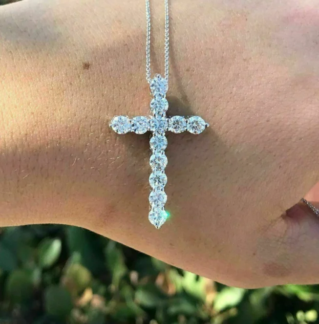 ANGLANG Fashion Cross Pendants Silver Color Cubic Zirconia Jesus Cross Pendant Necklace Jewelry for Men/Women Wholesale
ANGLANG Fashion Cross Pendants Silver Color Cubic Zirconia Jesus Cross Pendant Necklace Jewelry for Men/Women Wholesale