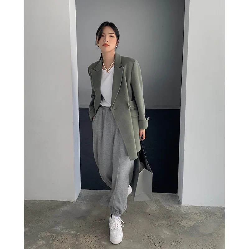 2021 autumn winter new little stylish suit jacket belt buckle wool cashmere coat South Korea side
2021 autumn winter new little stylish suit jacket belt buckle wool cashmere coat South Korea side