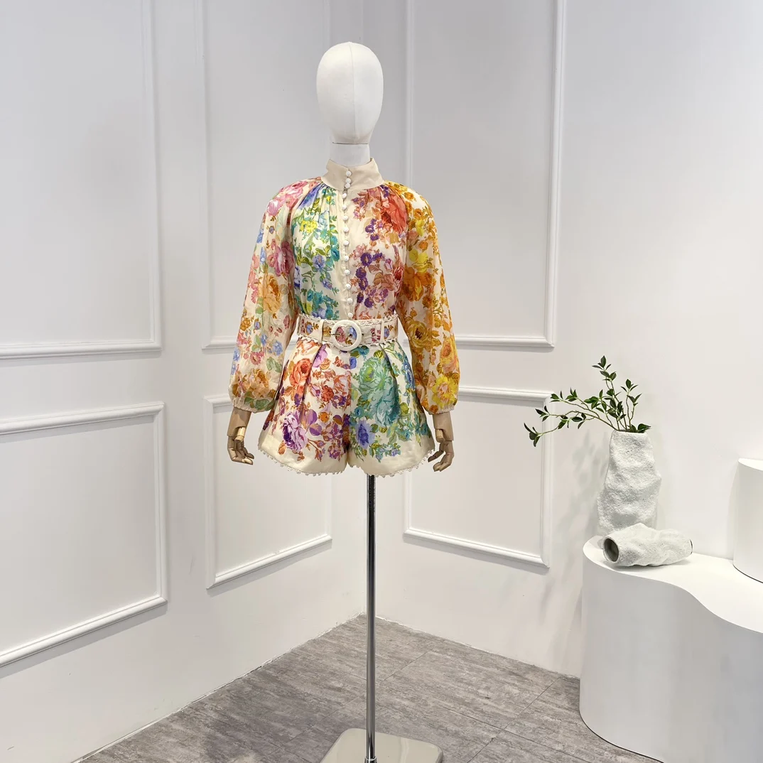 Fashion Outift 2023 Summer Top Quality Muliti Color Floral Print Buttons Blouse and Waist Belt Shorts Women Set for Holiday
Fashion Outift 2023 Summer Top Quality Muliti Color Floral Print Buttons Blouse and Waist Belt Shorts Women Set for Holiday