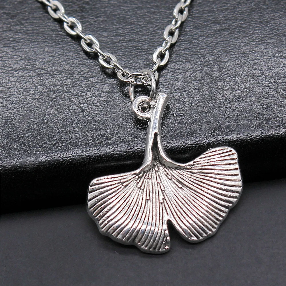 Fashion Simple Vintage Antique Silver Color 24x23mm Ginkgo Biloba Pendant Necklace For Women
Fashion Simple Vintage Antique Silver Color 24x23mm Ginkgo Biloba Pendant Necklace For Women