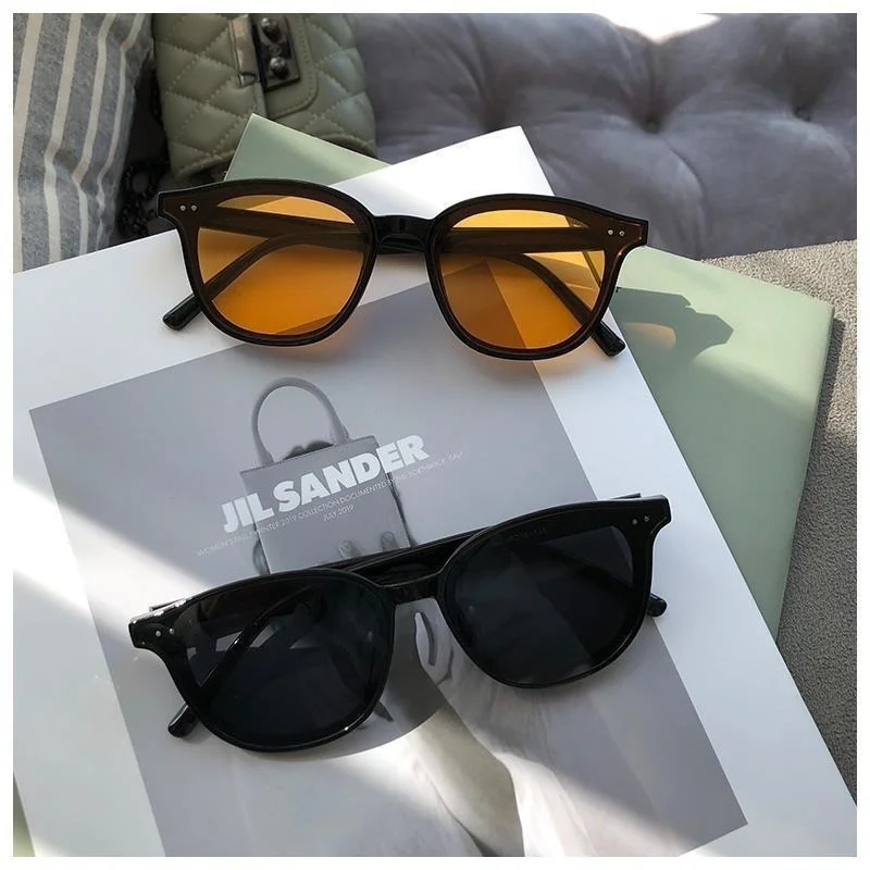 Popularity Vintage Style Yellow Women's Sunglasses New Trendy Men Oversized Square Candy Color Eyewears UV400 Gafas De Sol
Popularity Vintage Style Yellow Women's Sunglasses New Trendy Men Oversized Square Candy Color Eyewears UV400 Gafas De Sol