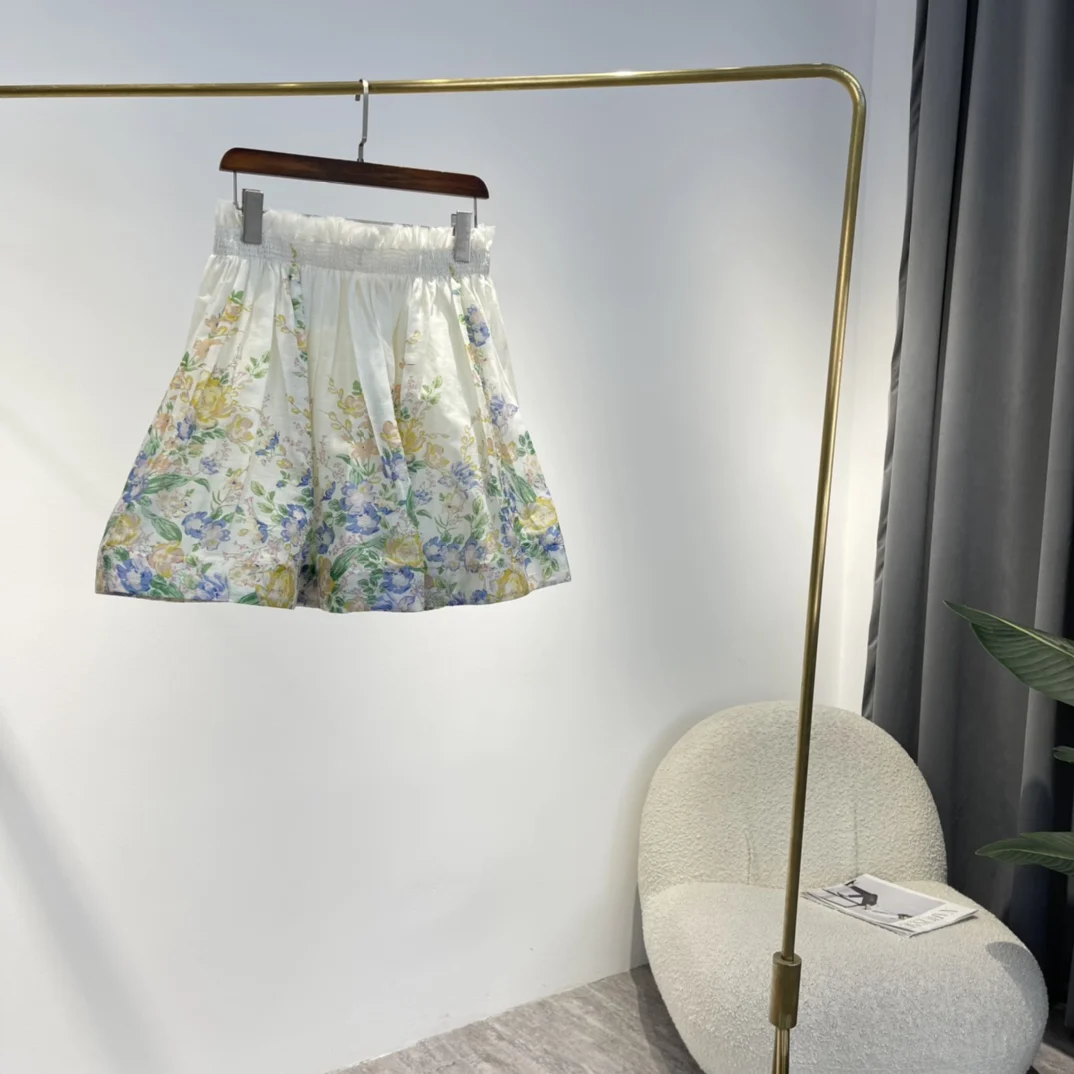 Australia Fashion 2022 Summer Newest Prairie Chic Little Floral Print High Waist Silk Linen Mini Skirts
Australia Fashion 2022 Summer Newest Prairie Chic Little Floral Print High Waist Silk Linen Mini Skirts