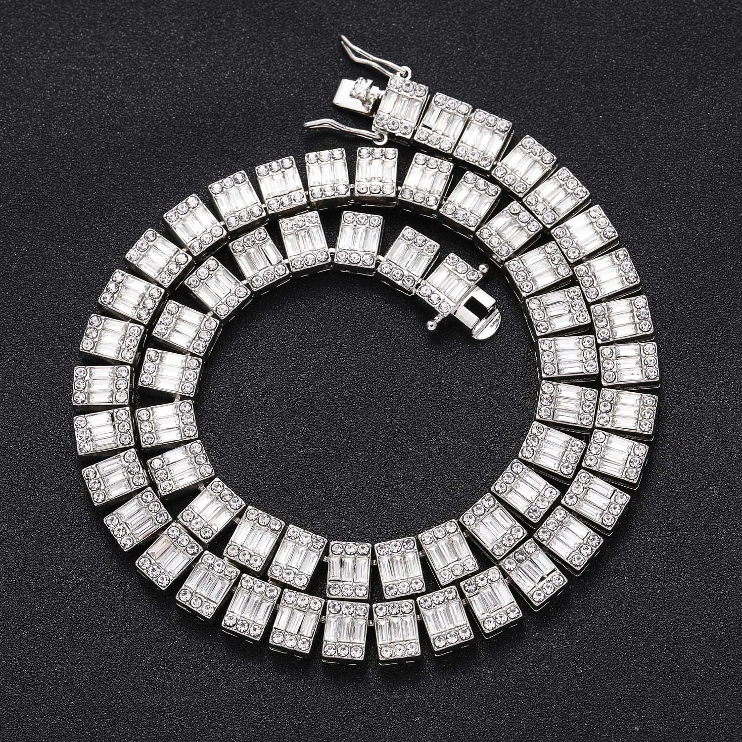 10mm Bling Baguette Tennis Chain Choker Necklace High Quality Iced Out CZ Rhinestones Prong Set Hip Hop Jewelry For Men Women
10mm Bling Baguette Tennis Chain Choker Necklace High Quality Iced Out CZ Rhinestones Prong Set Hip Hop Jewelry For Men Women