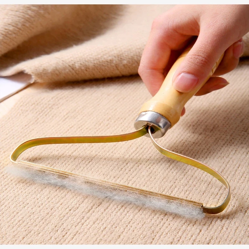 Portable Pet Hair Remover Brush Fluff Remover Home Carpet Sofa Bed Clothes Hair Cleaning Brush Tool
Portable Pet Hair Remover Brush Fluff Remover Home Carpet Sofa Bed Clothes Hair Cleaning Brush Tool
