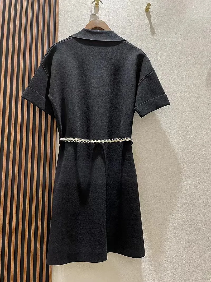 Women's Black Notched Mini Dress Waist Slim with Sashes Ladies Single-Breasted Letter Pockets Elegant Short Robes 2022 Summer
Women's Black Notched Mini Dress Waist Slim with Sashes Ladies Single-Breasted Letter Pockets Elegant Short Robes 2022 Summer