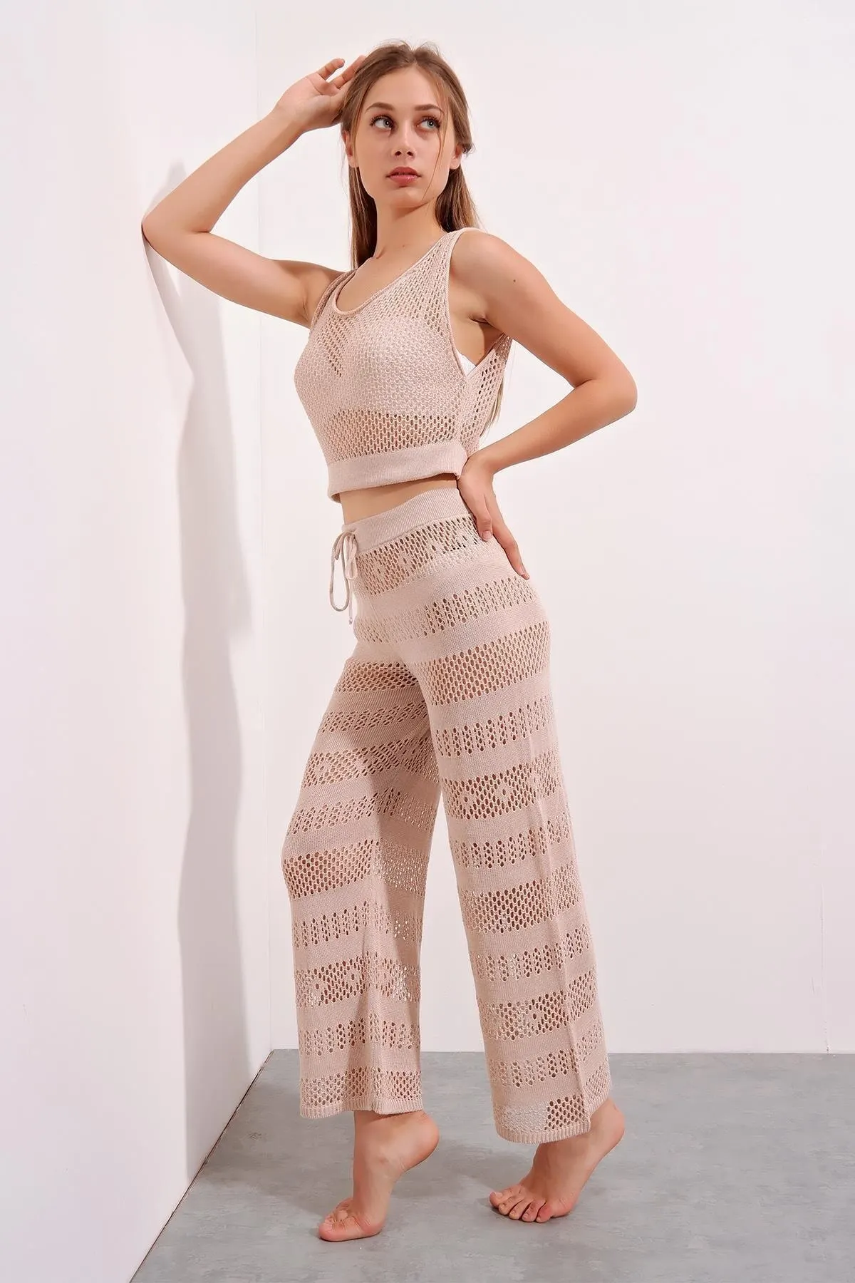 Women's Pareo Light Beige New Summer Openwork sportswear Trousers Beach Suit Swimwear Cover Up Dress Sexy Tunic
Women's Pareo Light Beige New Summer Openwork sportswear Trousers Beach Suit Swimwear Cover Up Dress Sexy Tunic
